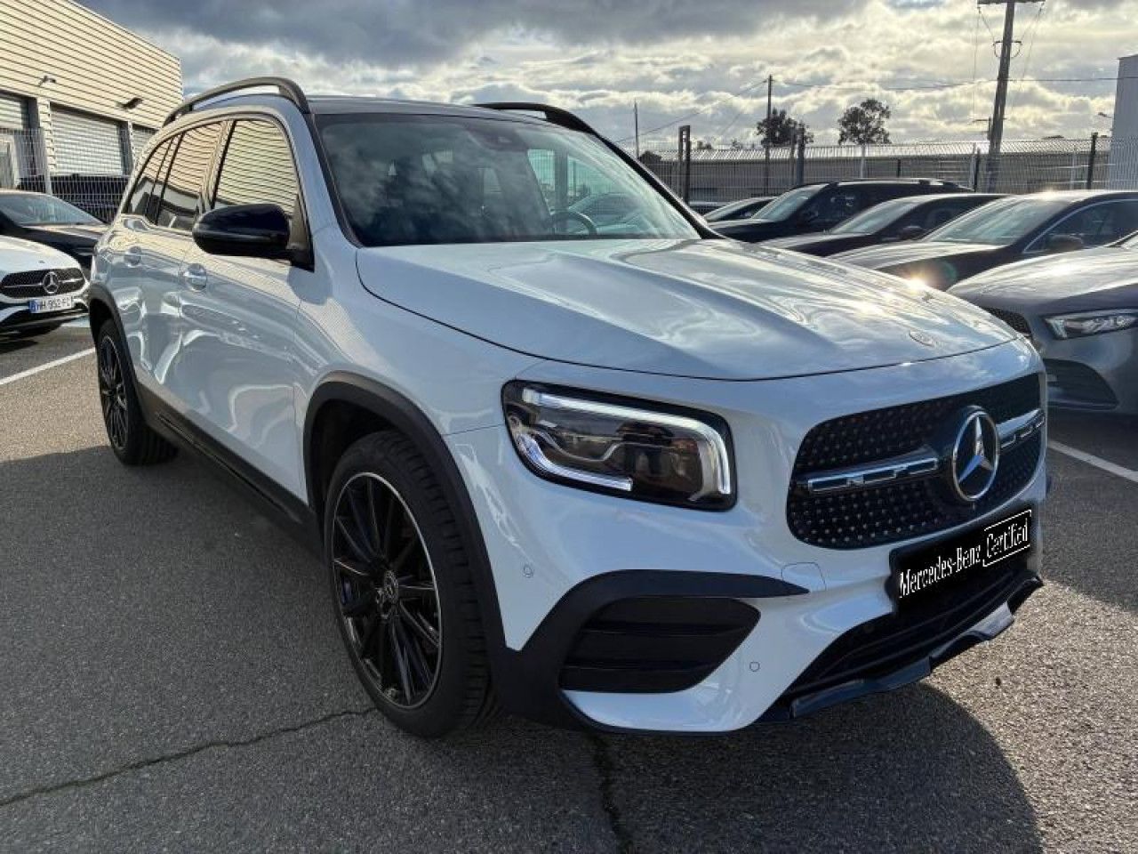 Photo du v&eacute;hicule 3 / 9