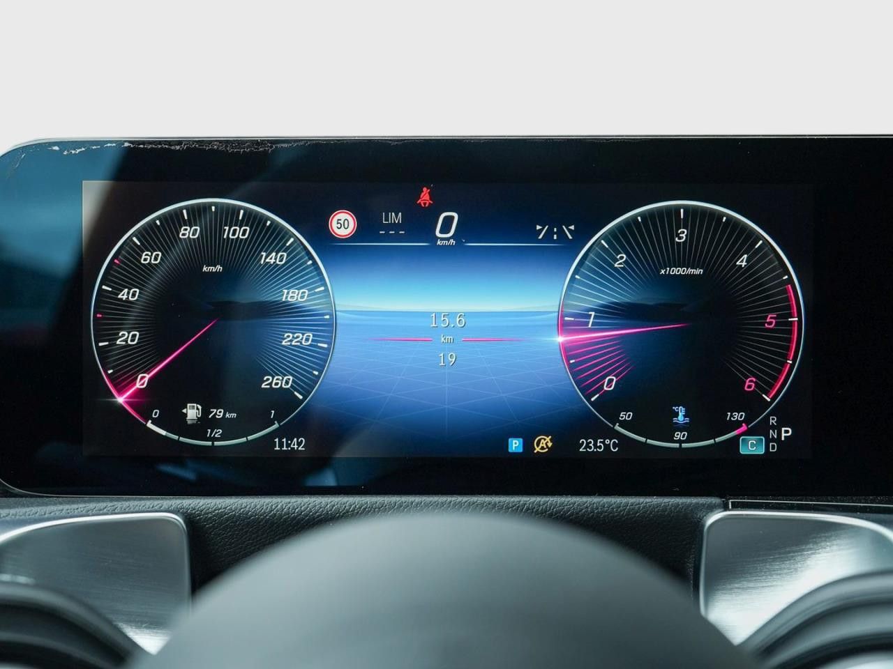 Mercedes-Benz GLB – Bild 18