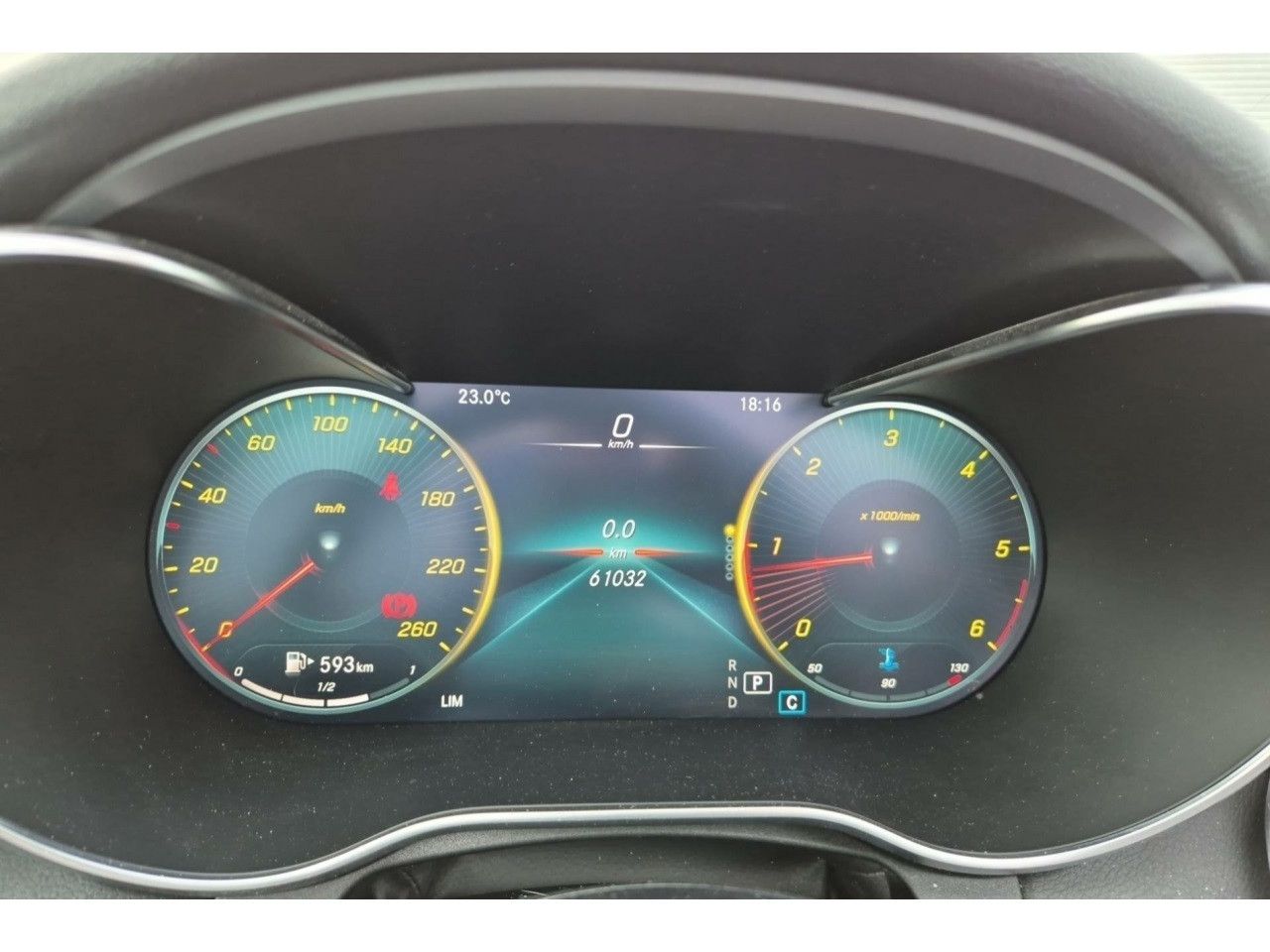 Photo du véhicule 18 / 18