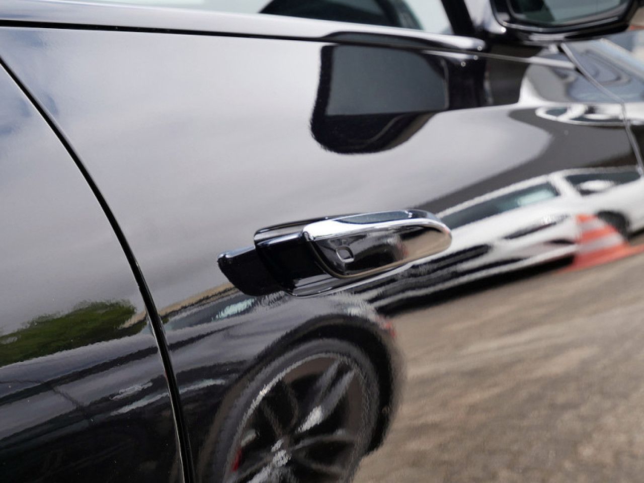 Mercedes-Benz E-Klasse – Bild 9