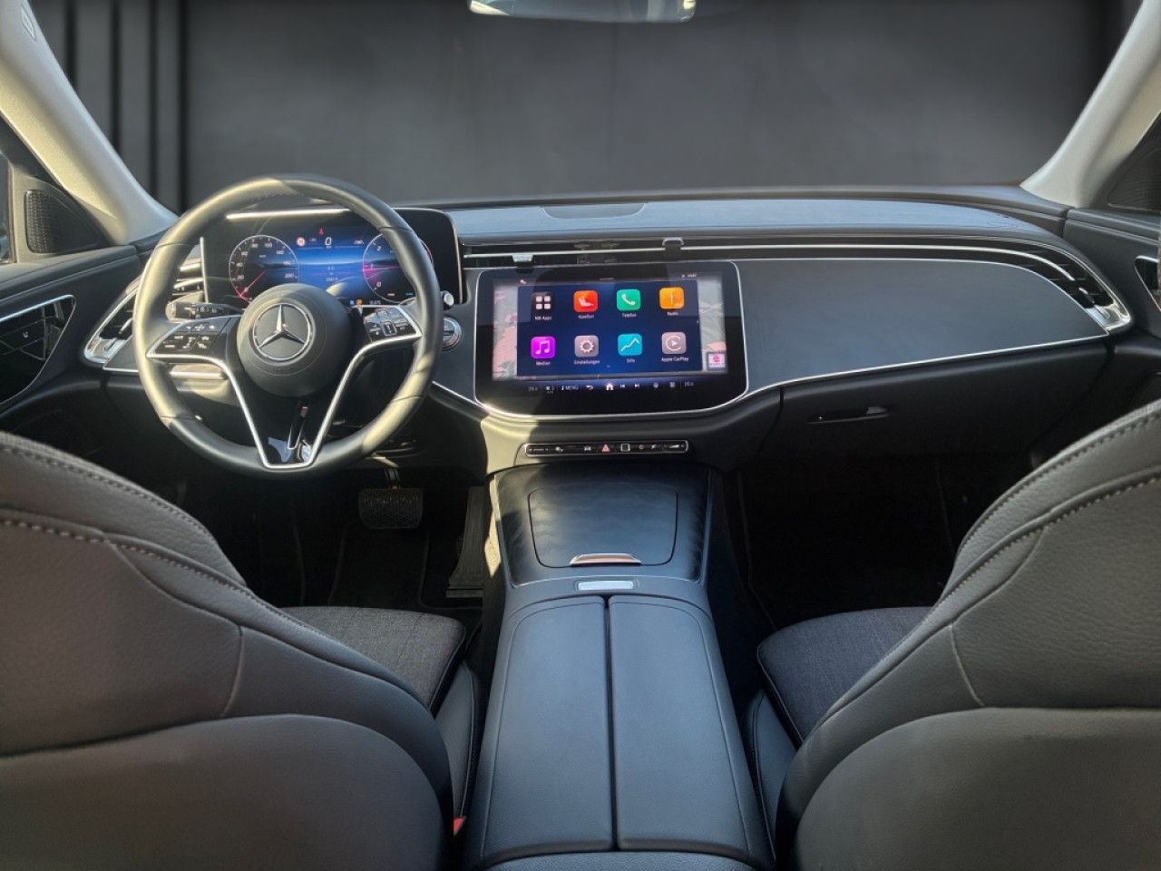 Mercedes-Benz E-Klasse – Bild 15