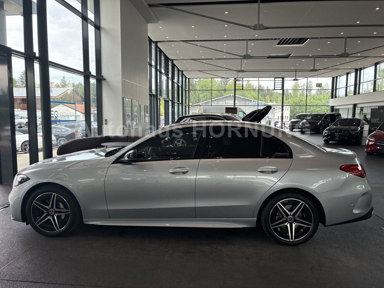 Mercedes-Benz C-Klasse – Bild 12