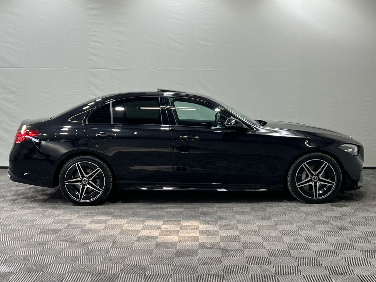 Mercedes-Benz C-Klasse – Bild 3