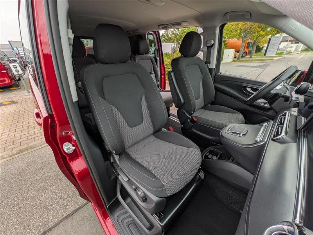 Mercedes-Benz EQV – Bild 13