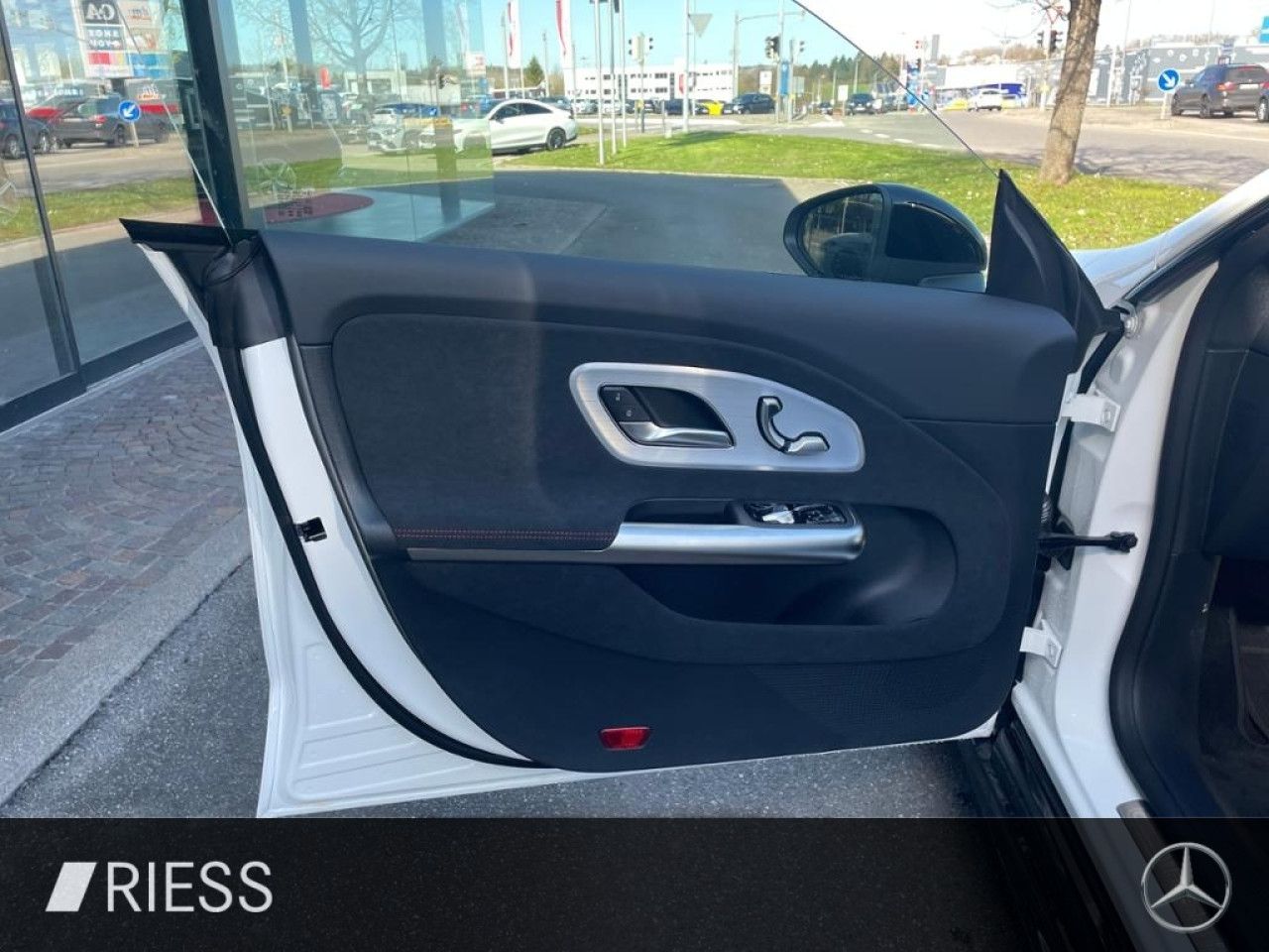 Mercedes-Benz CLA – Bild 3