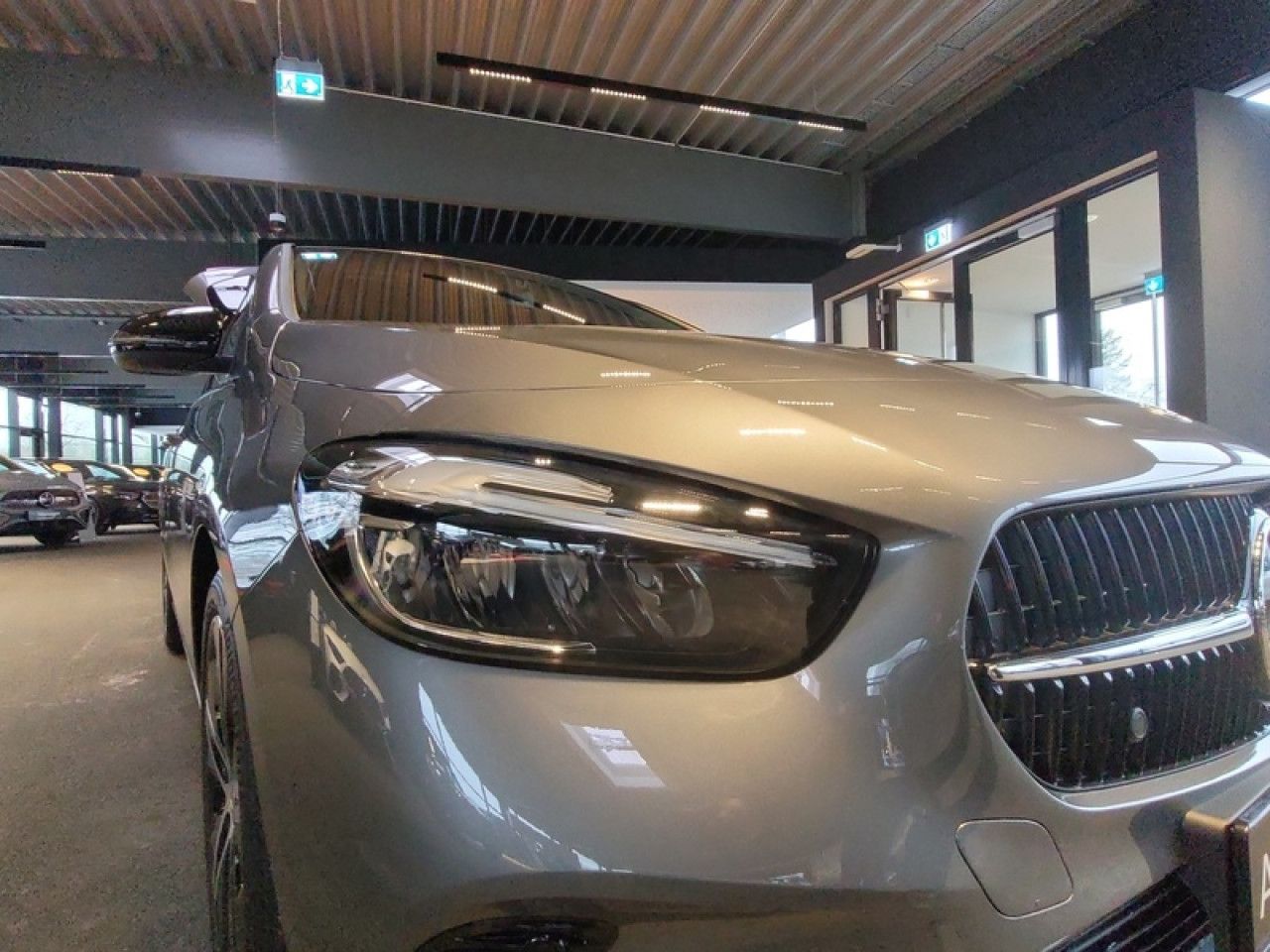 Fahrzeugbild 12 / 25