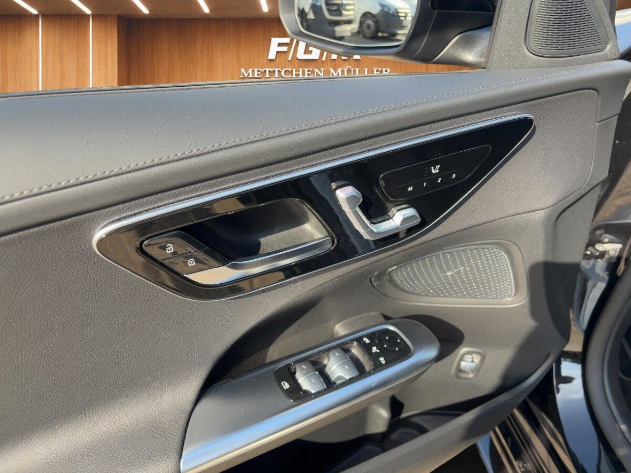 Mercedes-Benz C-Klasse – Bild 12