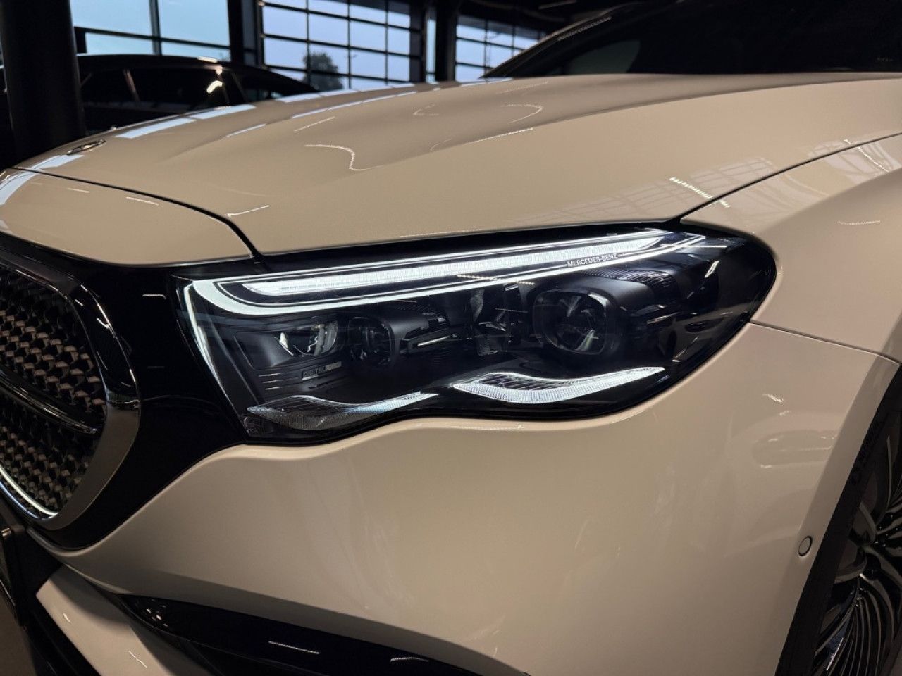Mercedes-Benz E-Klasse – Bild 2