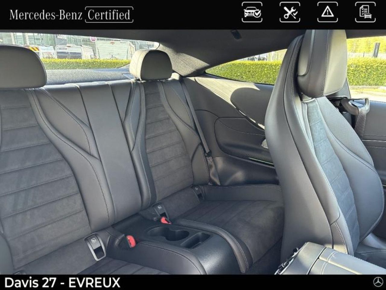 Photo du v&eacute;hicule 13 / 18