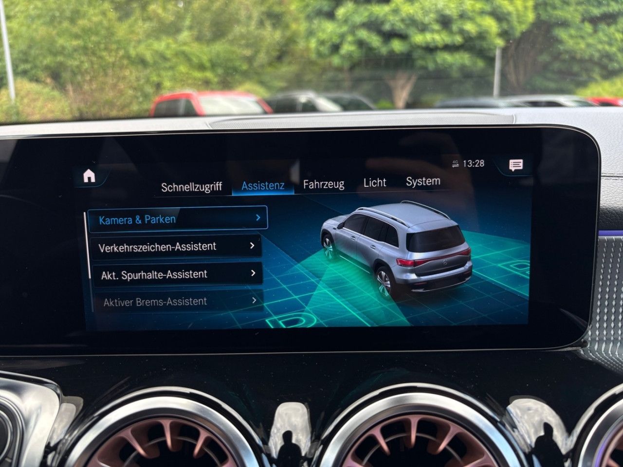 Mercedes-Benz EQB – Bild 24
