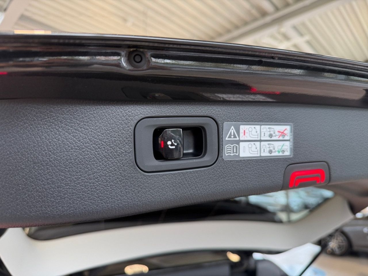 Mercedes-Benz C-Klasse – Bild 23