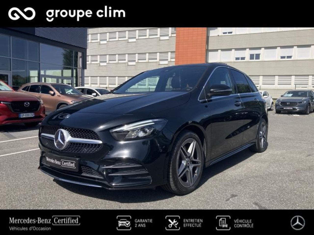 Photo du v&eacute;hicule 1 / 18