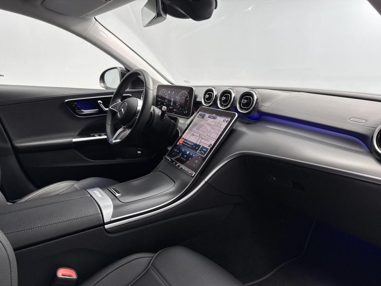 Zdjęcie pojazdu 24 / 26