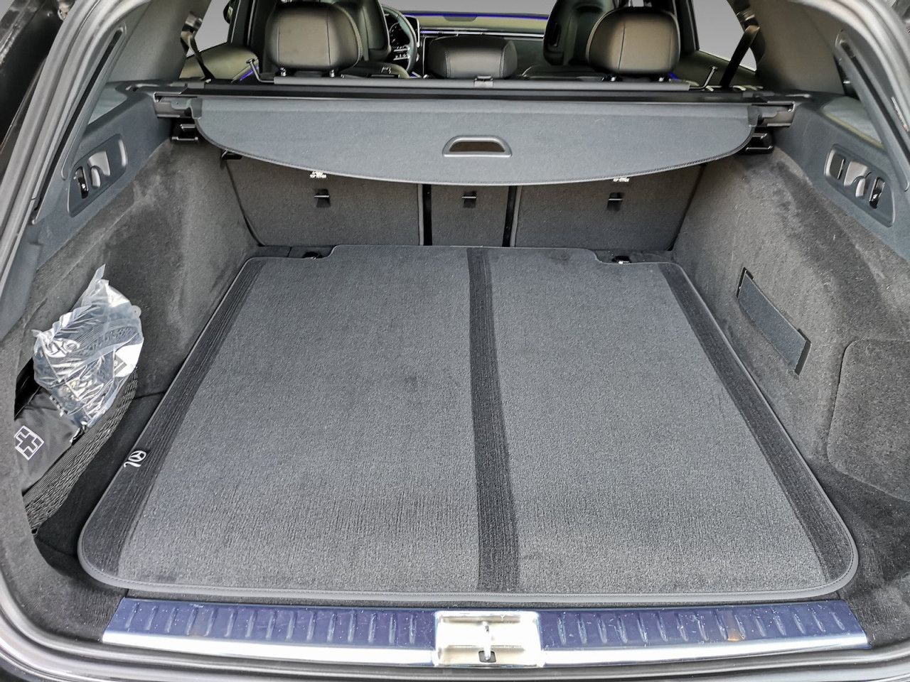 Mercedes-Benz E-Klasse – Bild 21