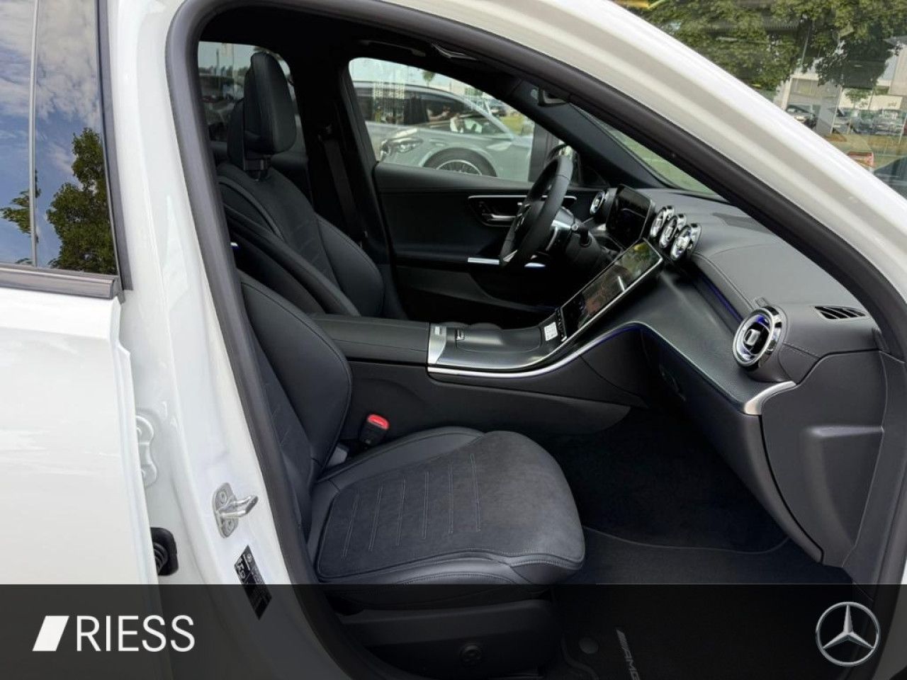 Mercedes-Benz C-Klasse – Bild 9