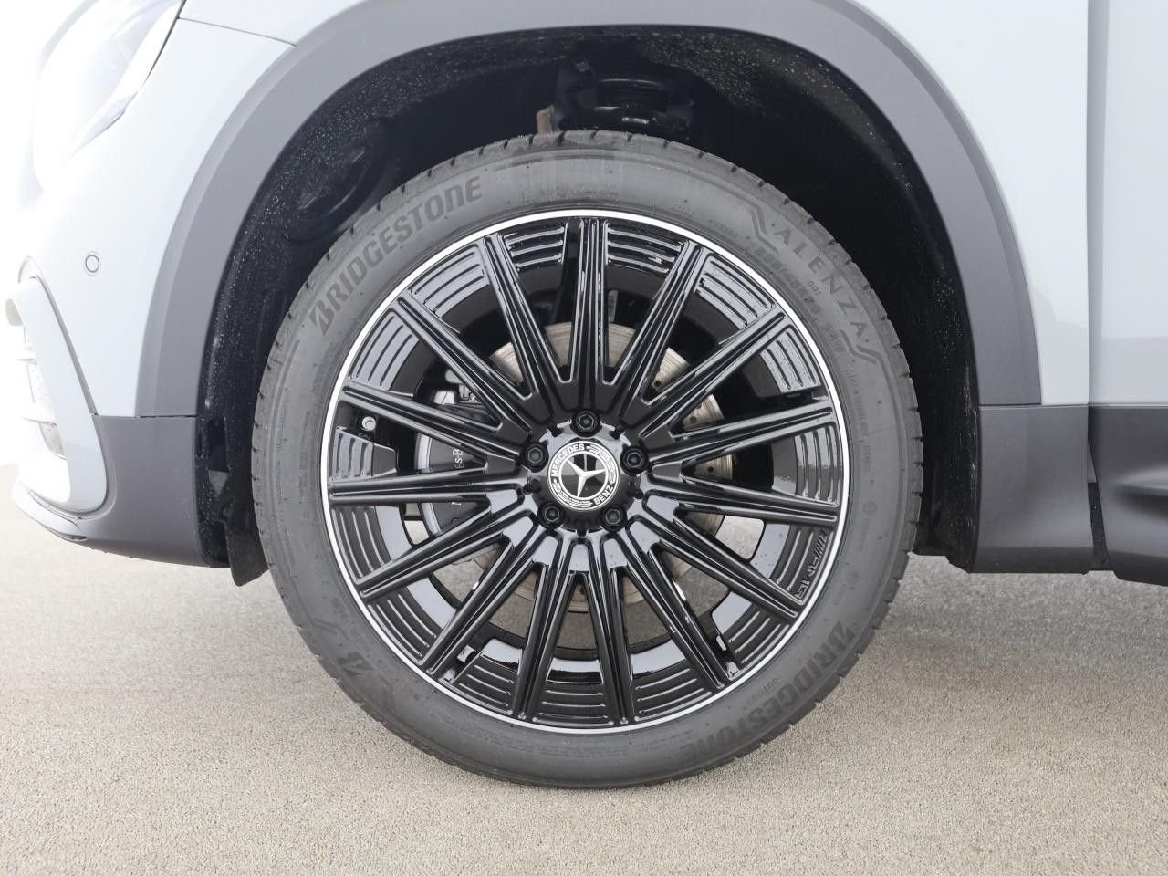 Mercedes-Benz GLB – Bild 16