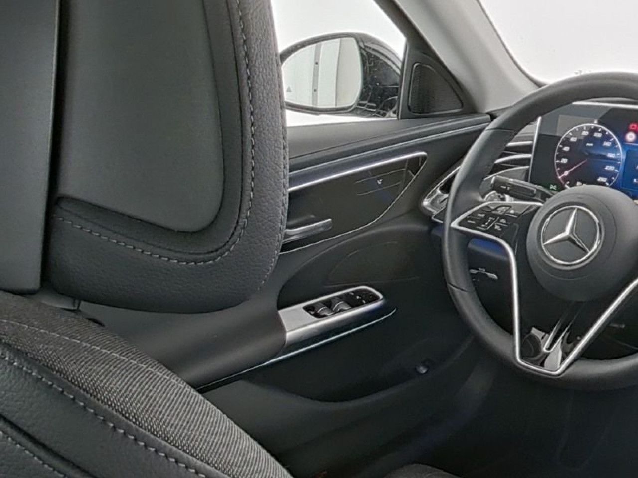 Mercedes-Benz E-Klasse – Bild 8