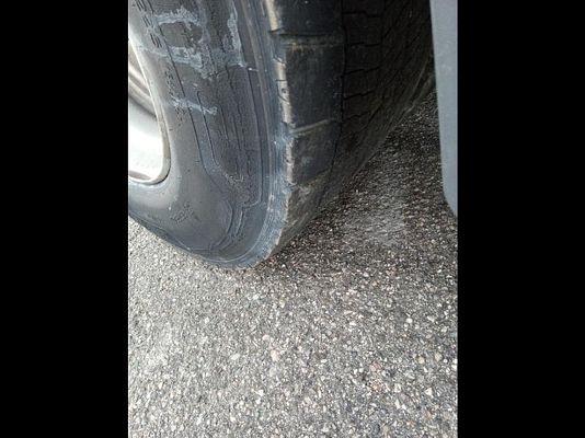 Vehicle image 15 / 17