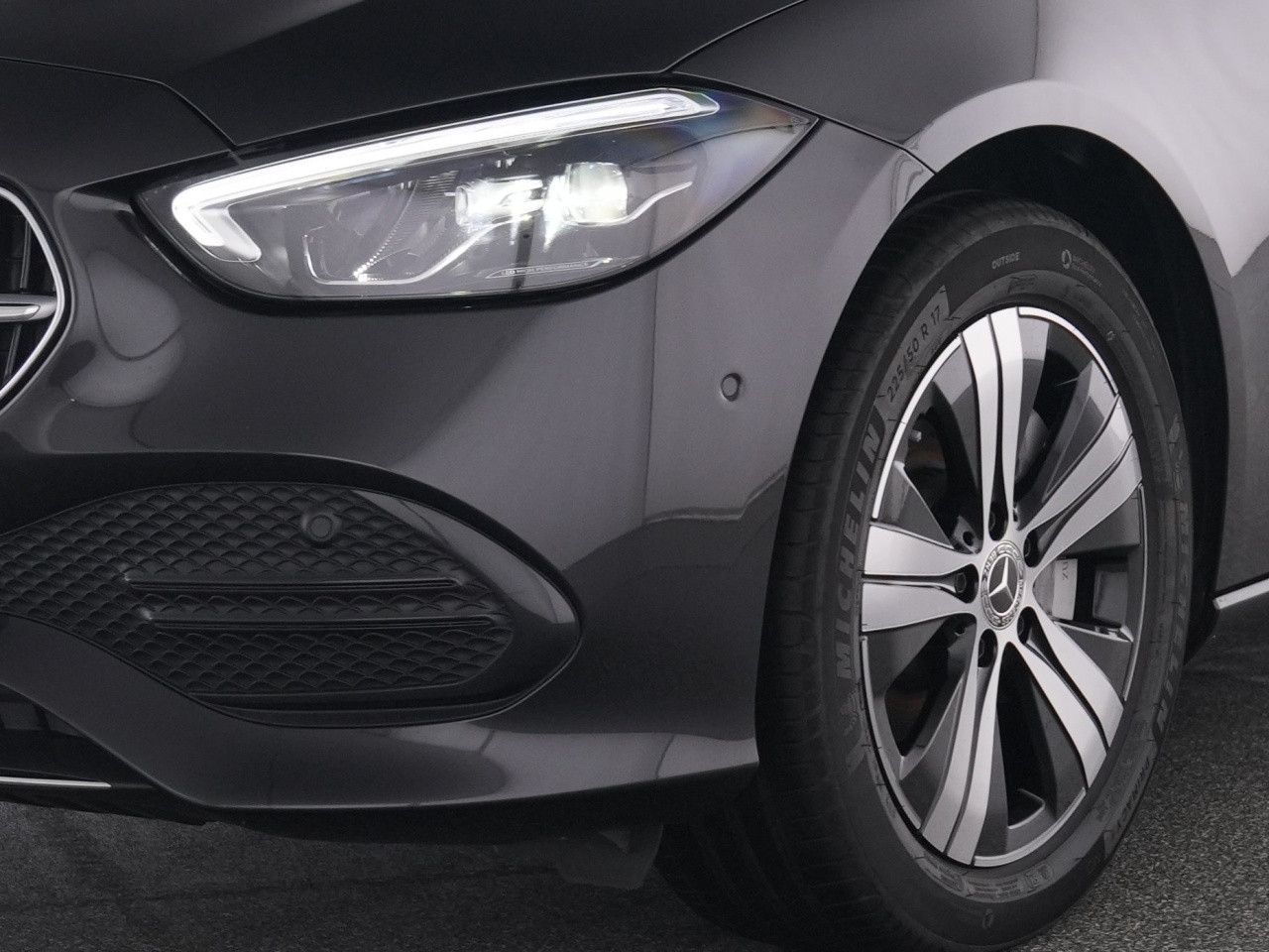Mercedes-Benz C-Klasse – Bild 8