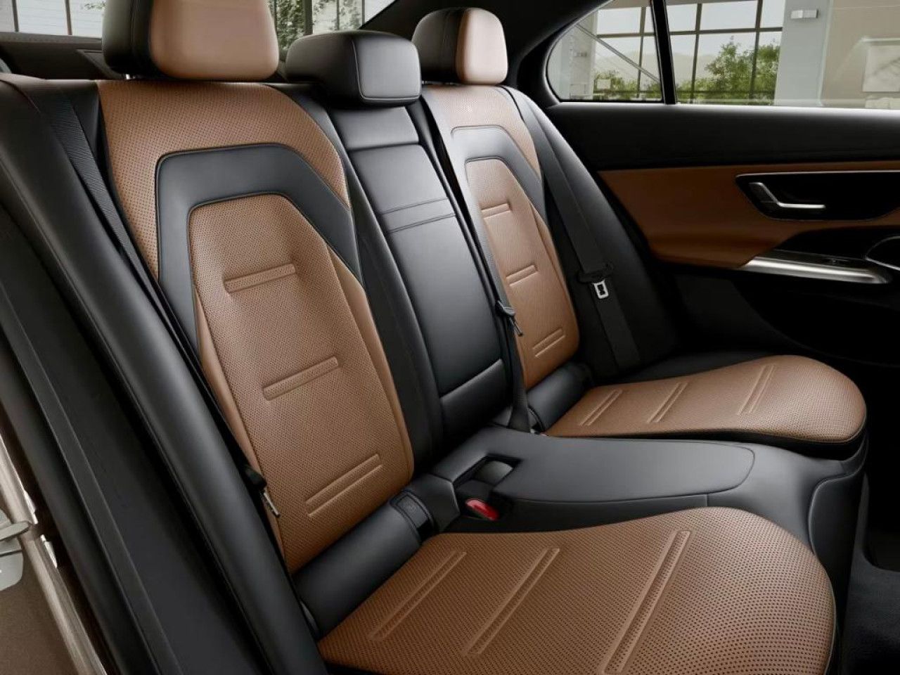 Mercedes-Benz E-Klasse – Bild 10