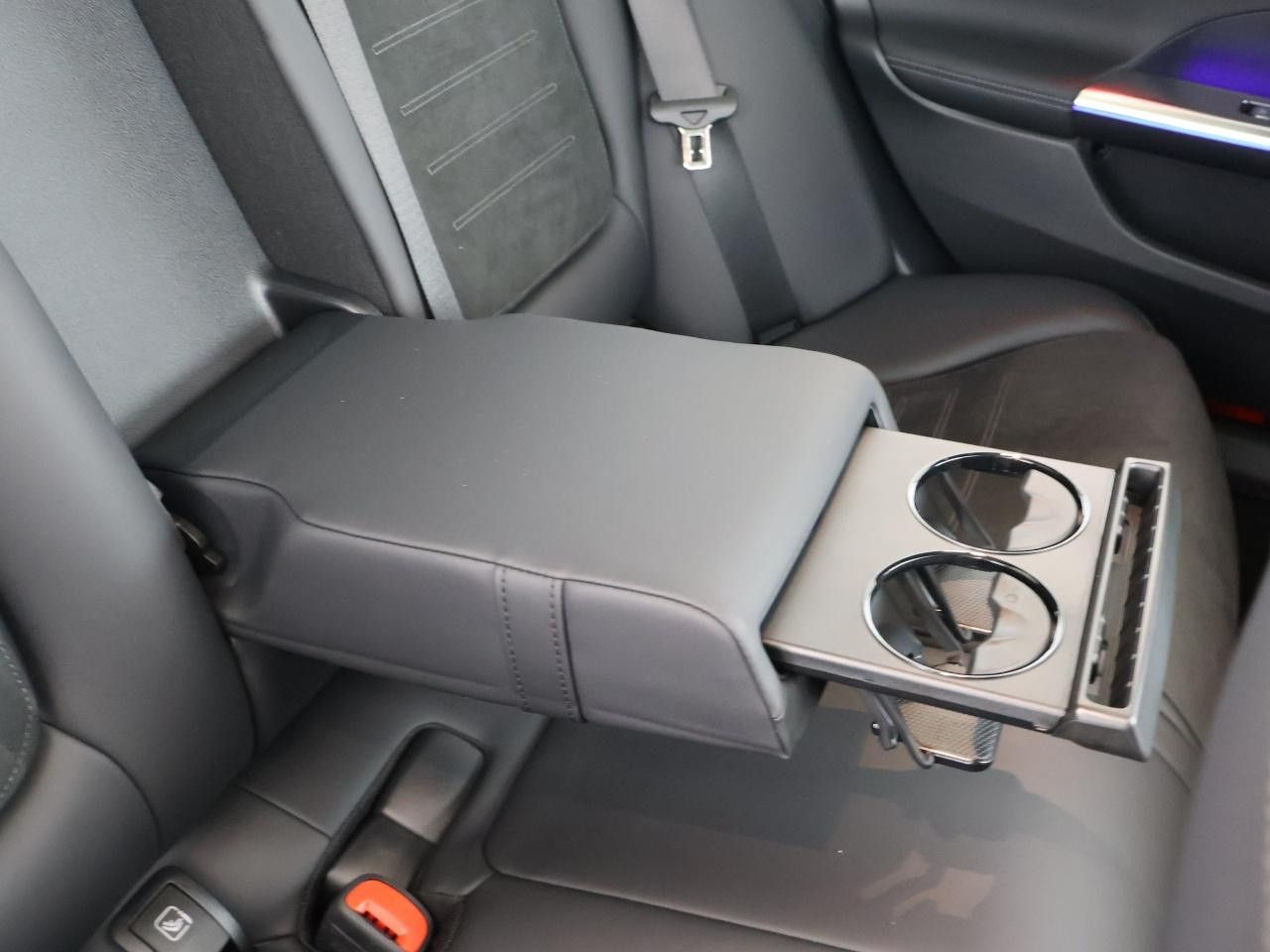 Mercedes-Benz C-Klasse – Bild 19