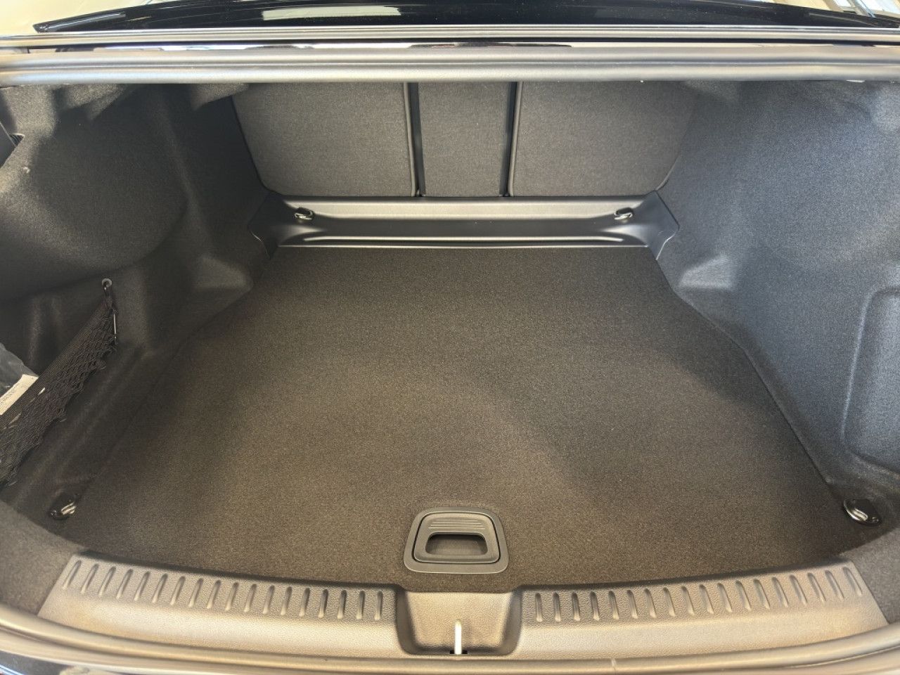Mercedes-Benz E-Klasse – Bild 11