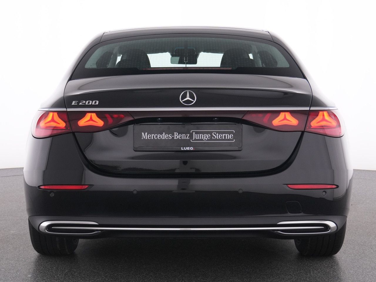Mercedes-Benz E-Klasse – Bild 15