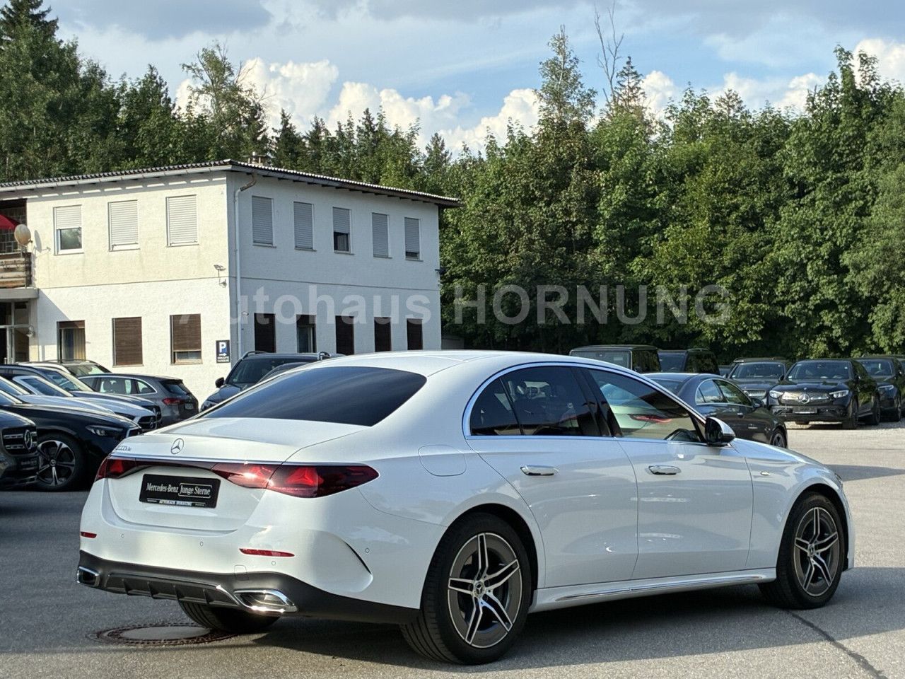 Mercedes-Benz E-Klasse – Bild 3