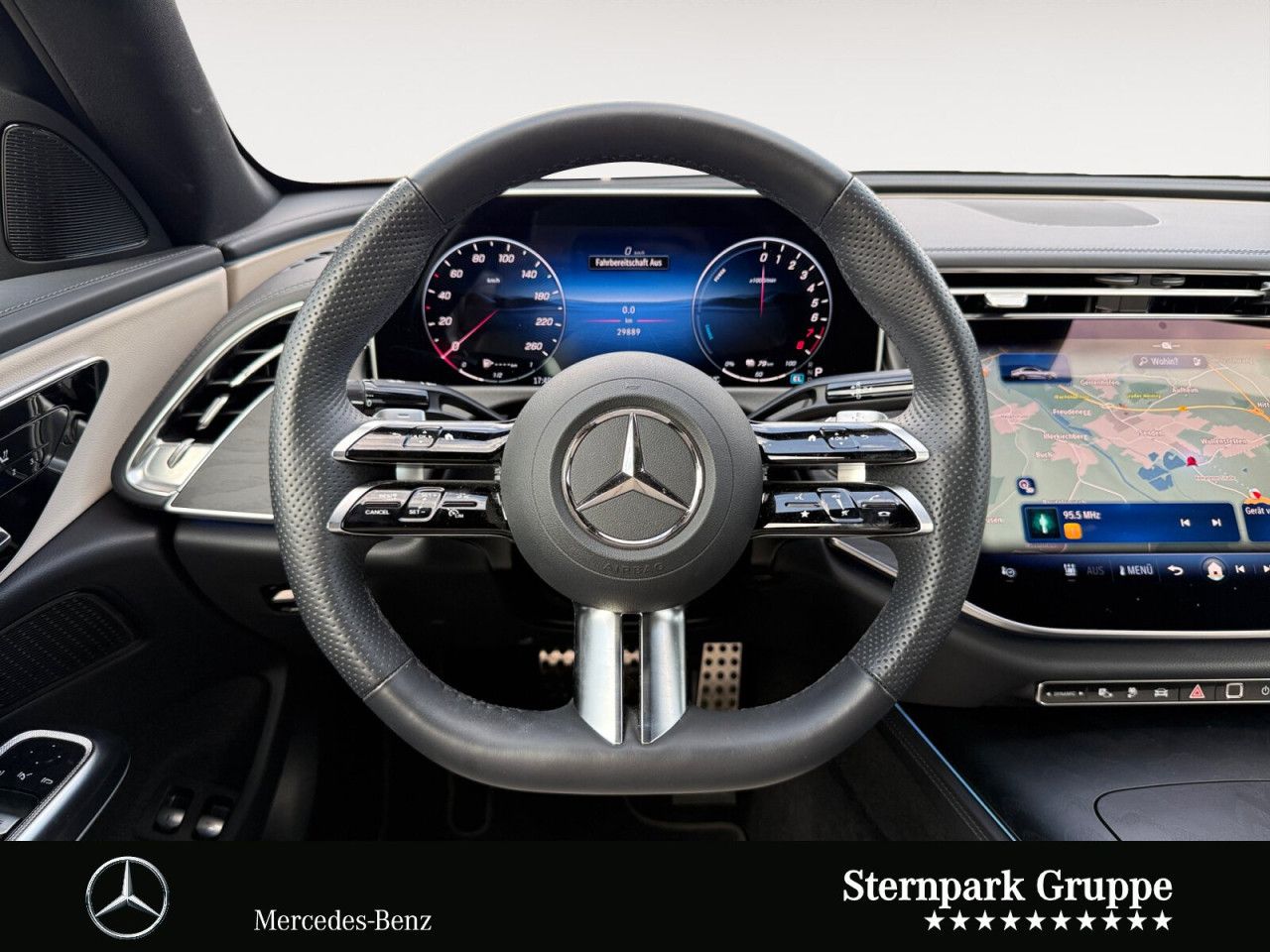 Mercedes-Benz E-Klasse – Bild 12
