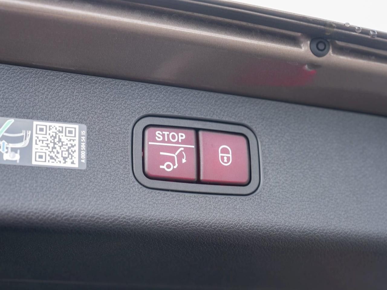 Mercedes-Benz E-Klasse – Bild 10