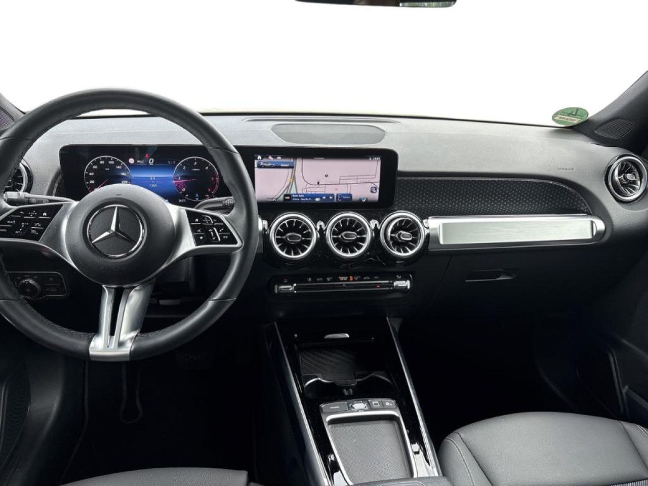Mercedes-Benz GLB – Bild 8