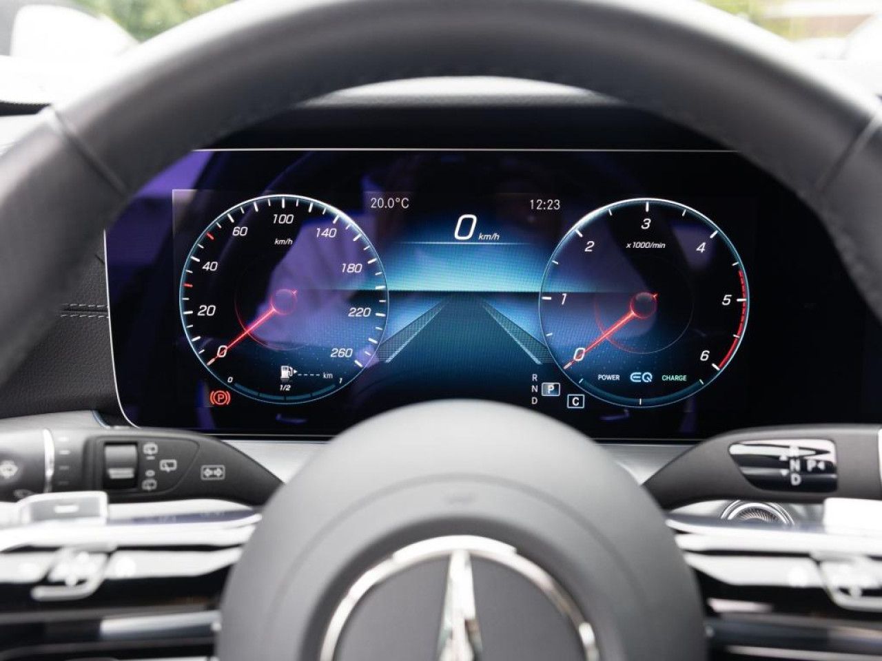 Mercedes-Benz E-Klasse – Bild 10