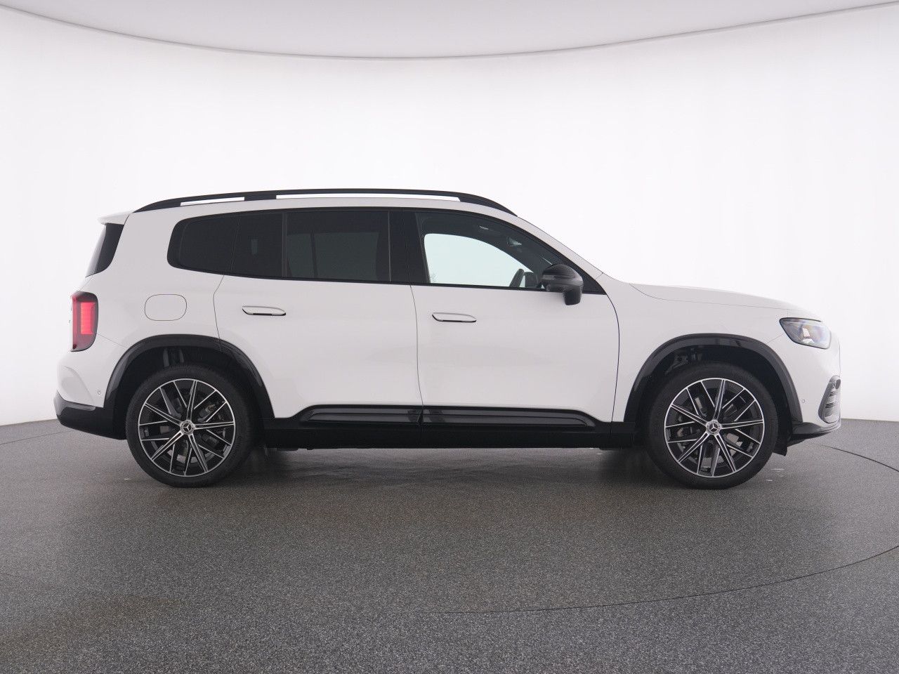Mercedes-Benz GLB – Bild 11