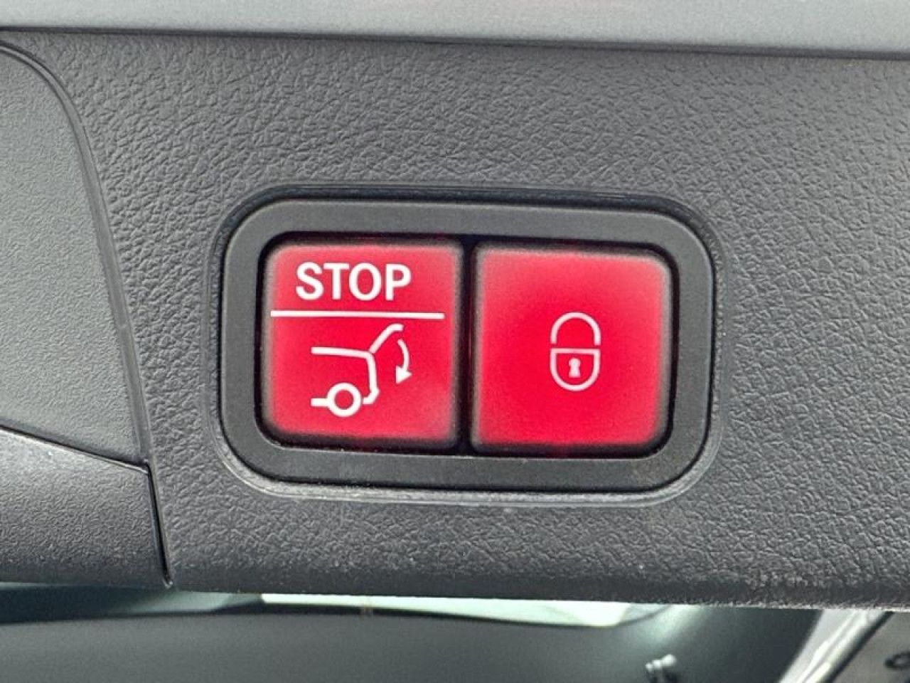 Photo du v&eacute;hicule 17 / 18