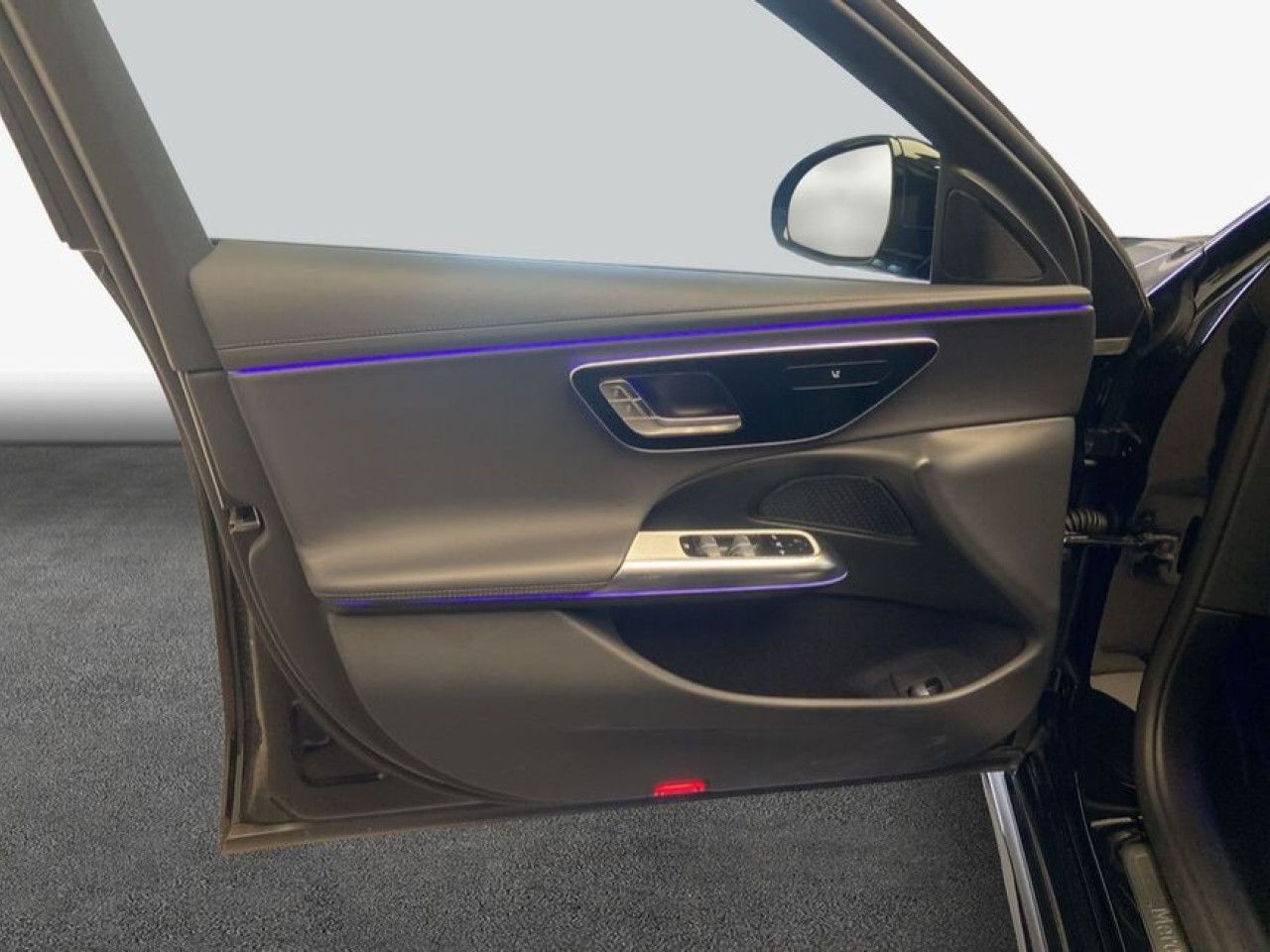 Mercedes-Benz E-Klasse – Bild 19