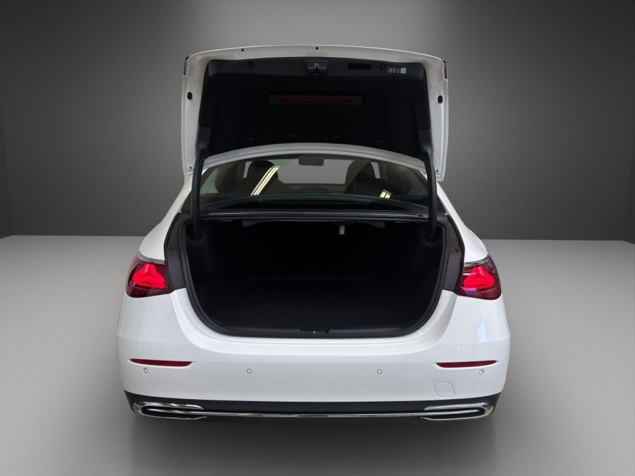 Mercedes-Benz E-Klasse – Bild 12