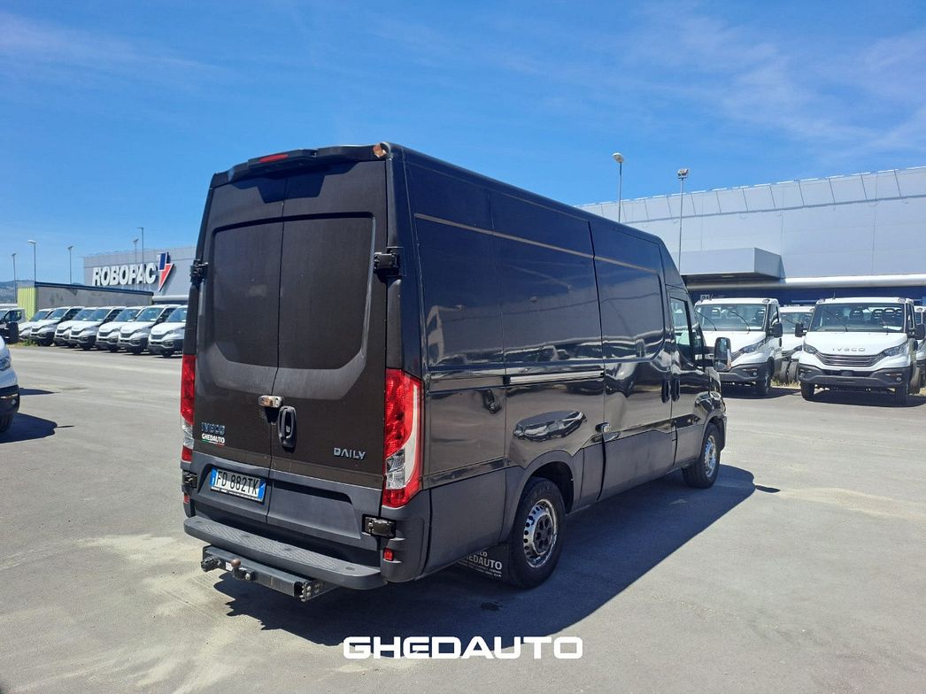 IVECO | DAILY 35S13 FURGONE