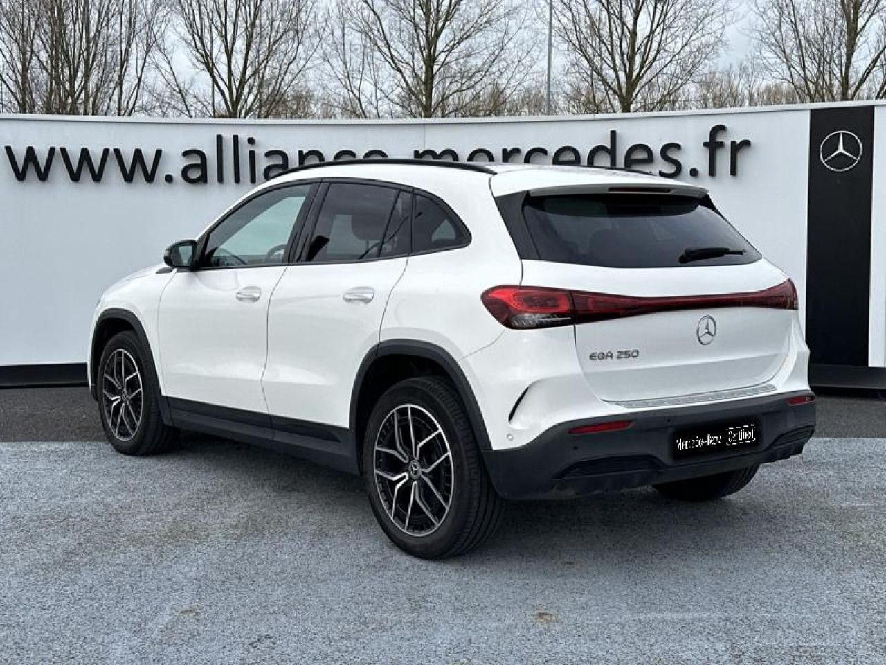 Photo du v&eacute;hicule 3 / 18