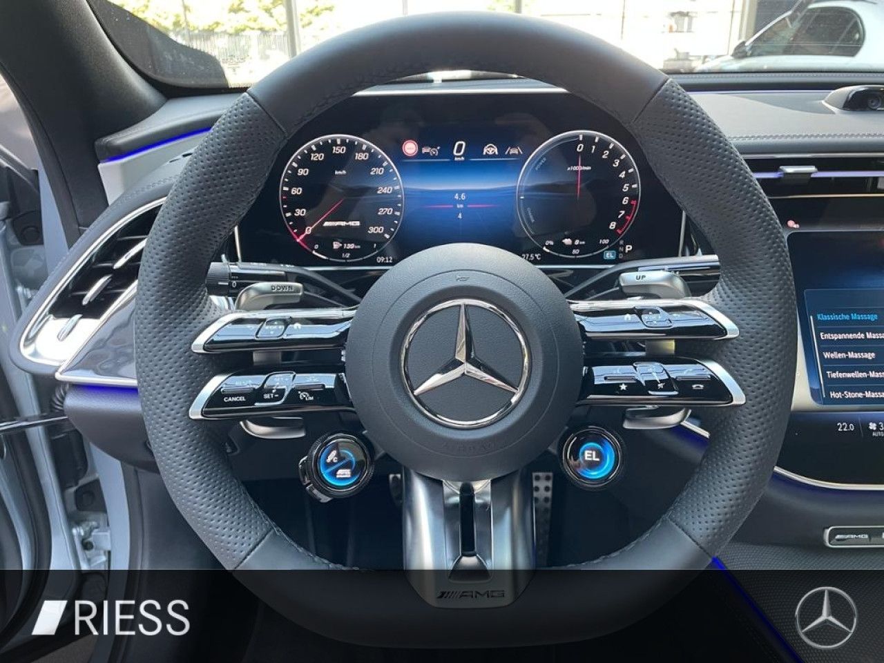Mercedes-Benz E-Klasse – Bild 13