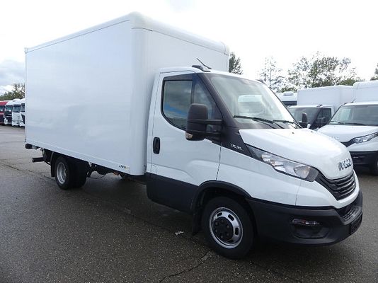 Vehicle image 1 / 7