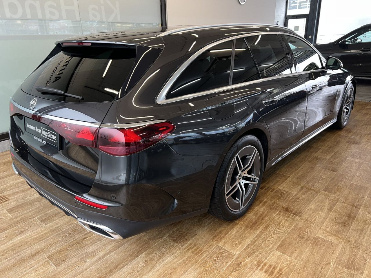 Mercedes-Benz E-Klasse – Bild 4