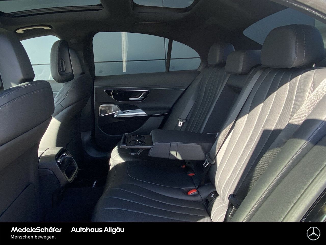 Mercedes-Benz E-Klasse – Bild 15