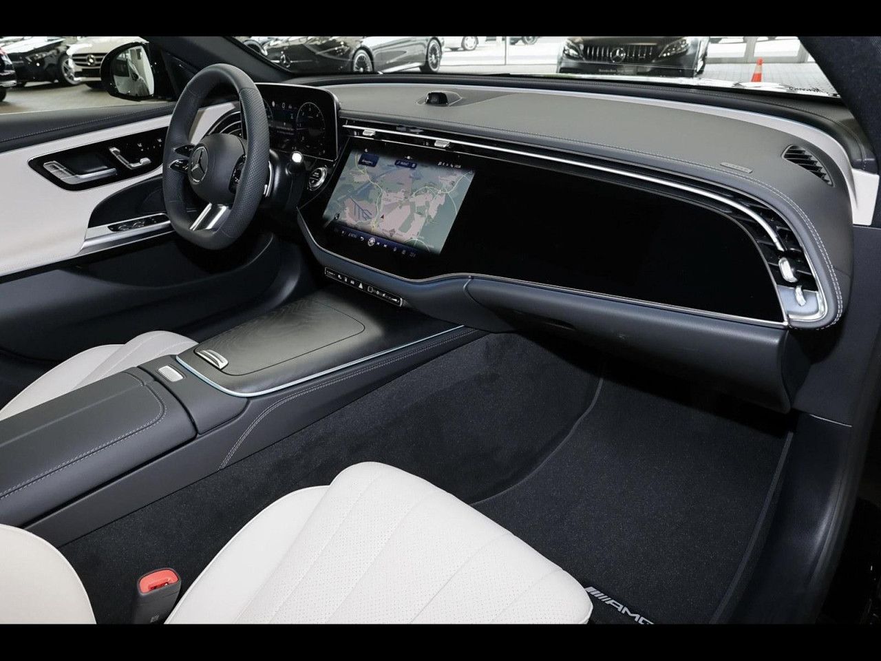 Mercedes-Benz E-Klasse – Bild 8