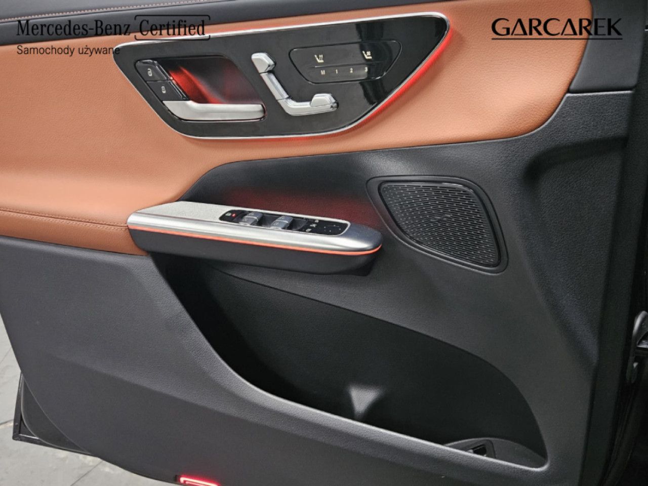 Zdjęcie pojazdu 15 / 25