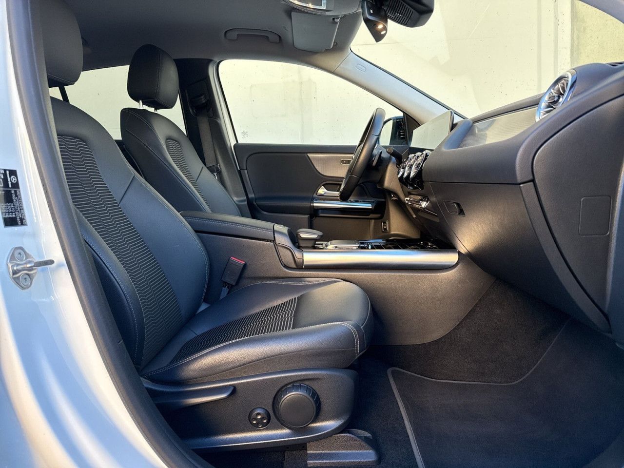 Fahrzeugbild 16 / 22