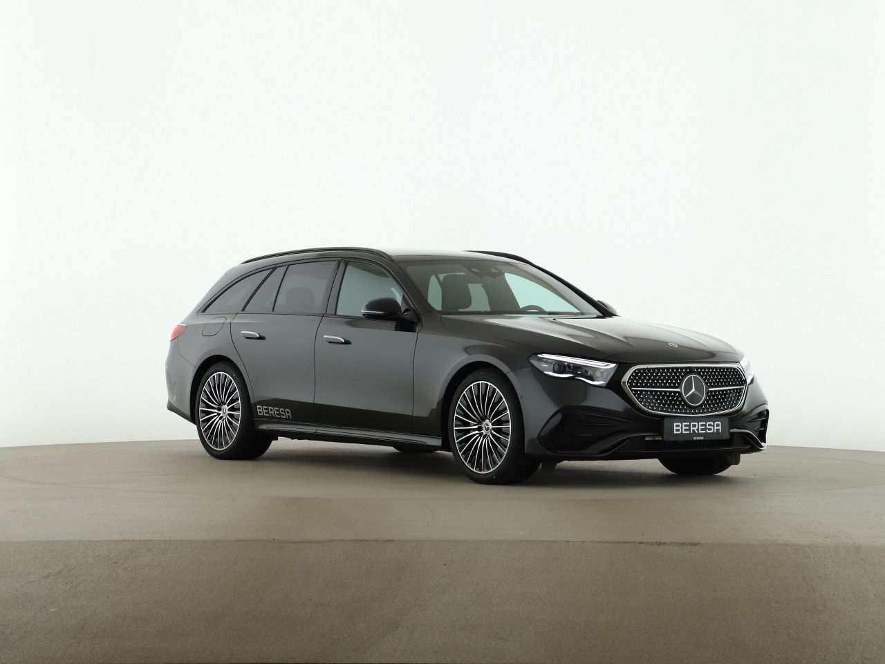 Mercedes-Benz E-Klasse – Bild 8