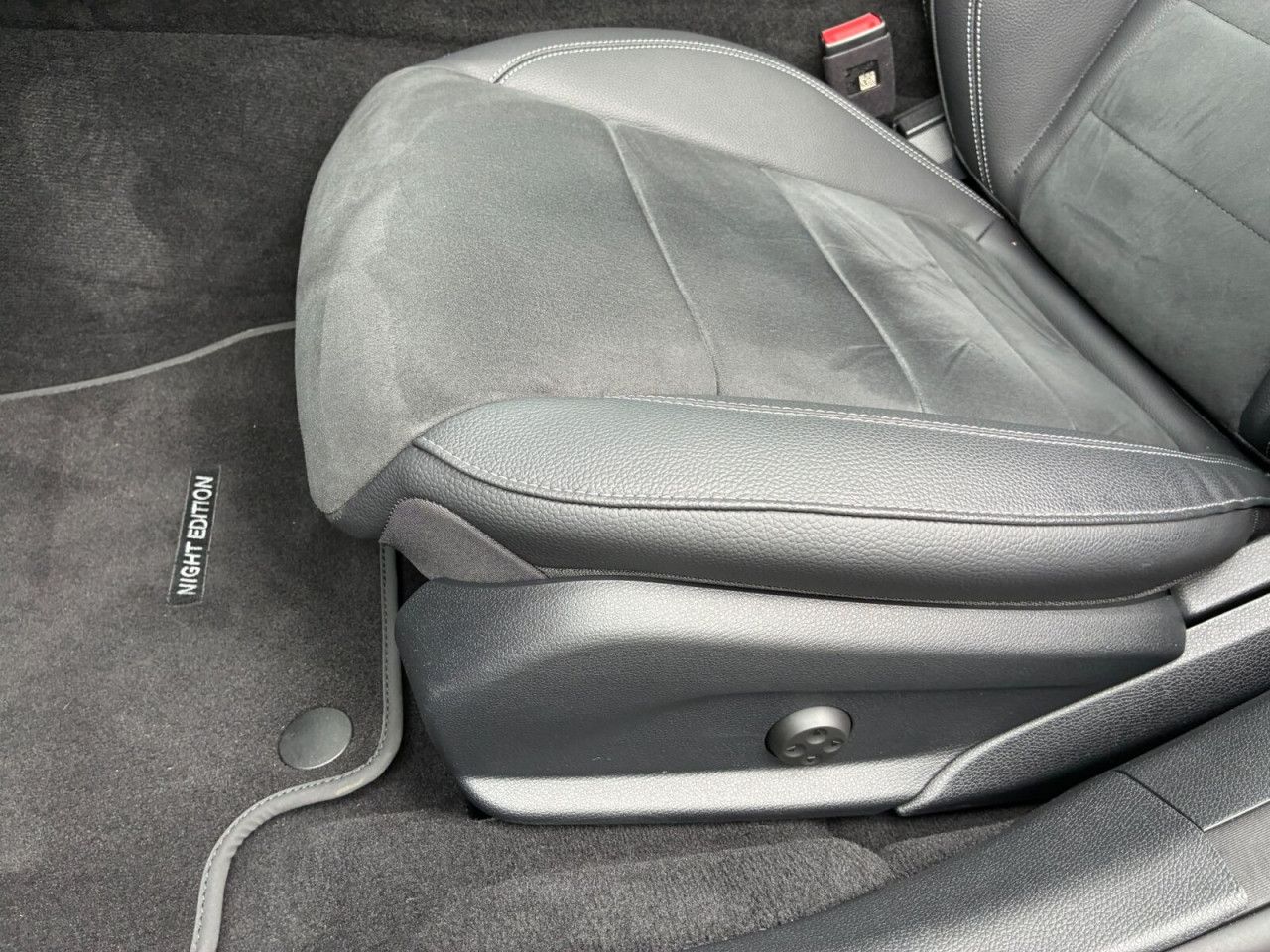 Mercedes-Benz E-Klasse – Bild 7