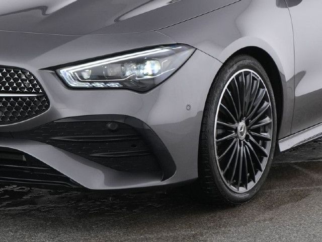 Mercedes-Benz CLA 220