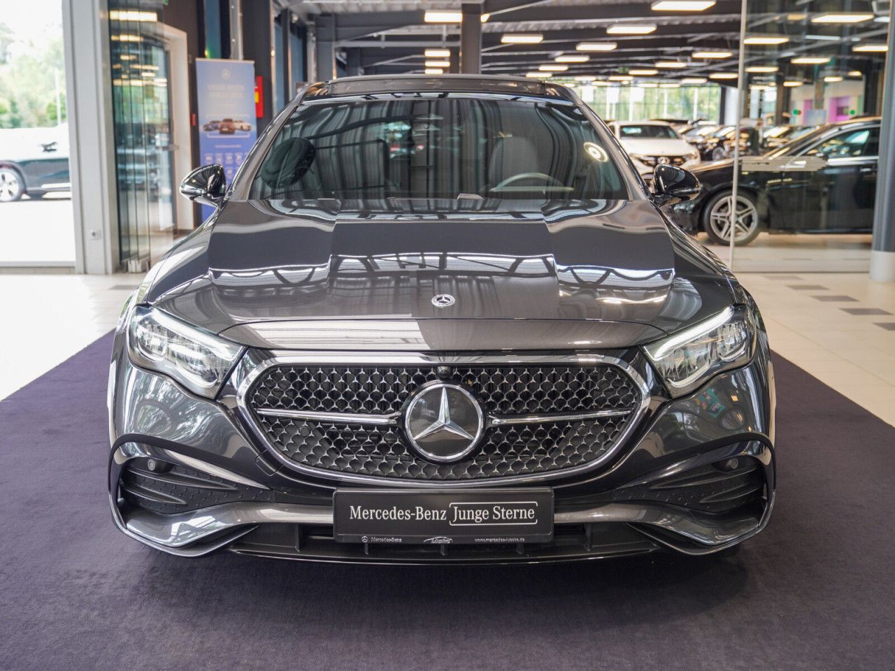 Mercedes-Benz E-Klasse – Bild 10