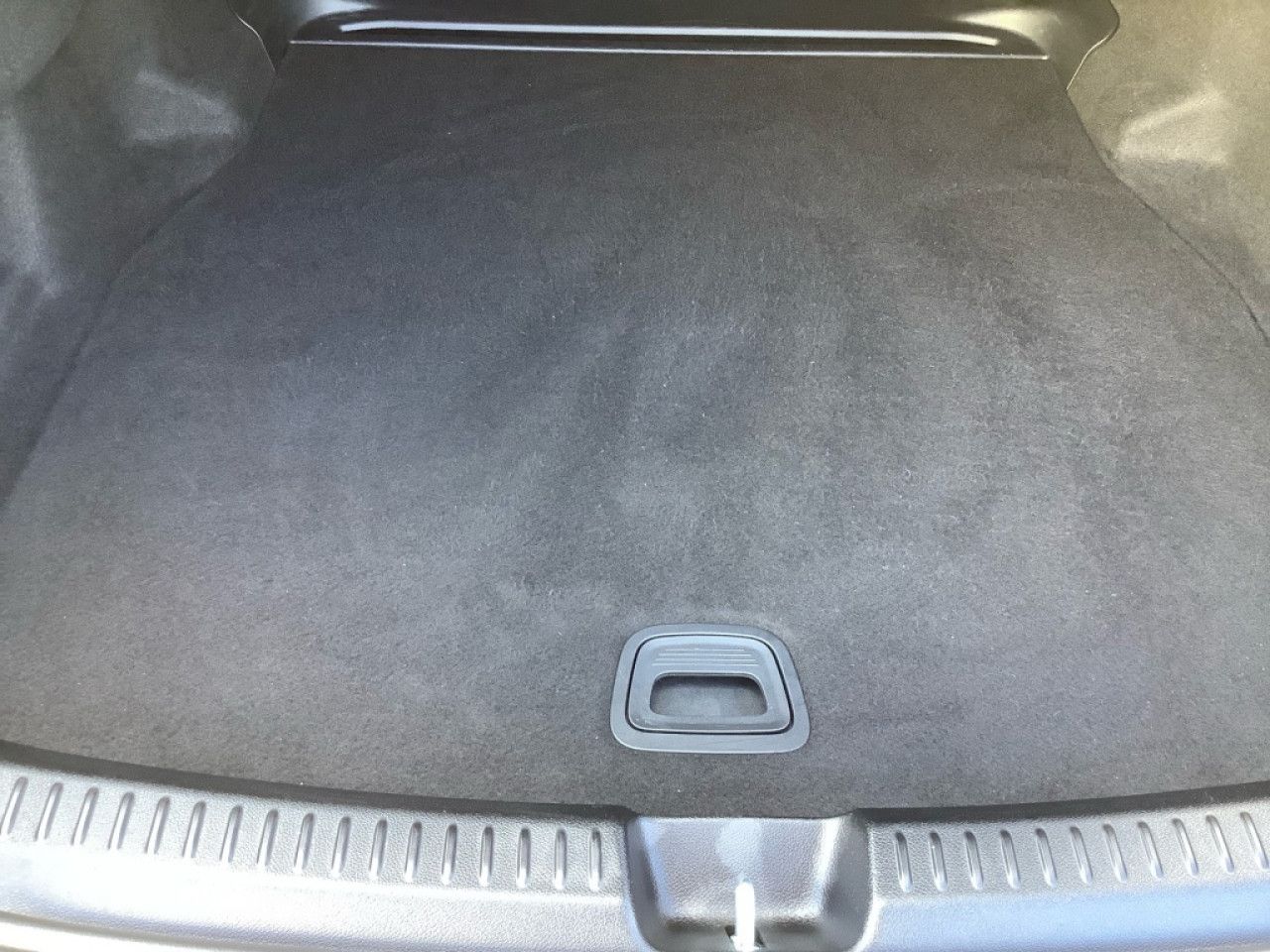 Mercedes-Benz E-Klasse – Bild 10